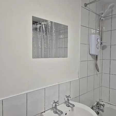 Rainford Gardens By Ustay Aparthotels Liverpool Extérieur photo